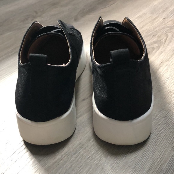 Steve Madden slip-on sneakers - Picture 4 of 9